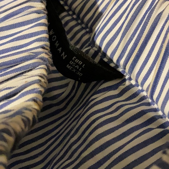 ZARA Striped Off Shoulder Top EUC
Blue White Striped Cotton Shirt
sz Large mx 30 - Picture 6 of 6